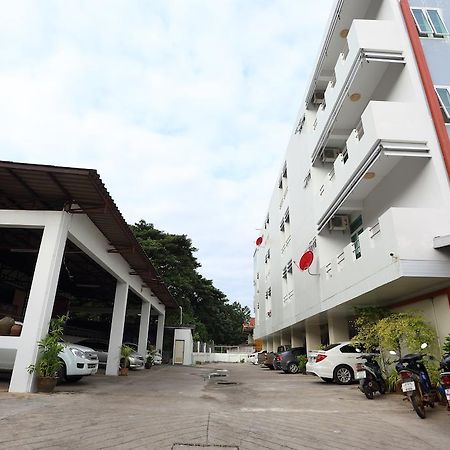 The One Phetchabun Aparthotel Bagian luar foto