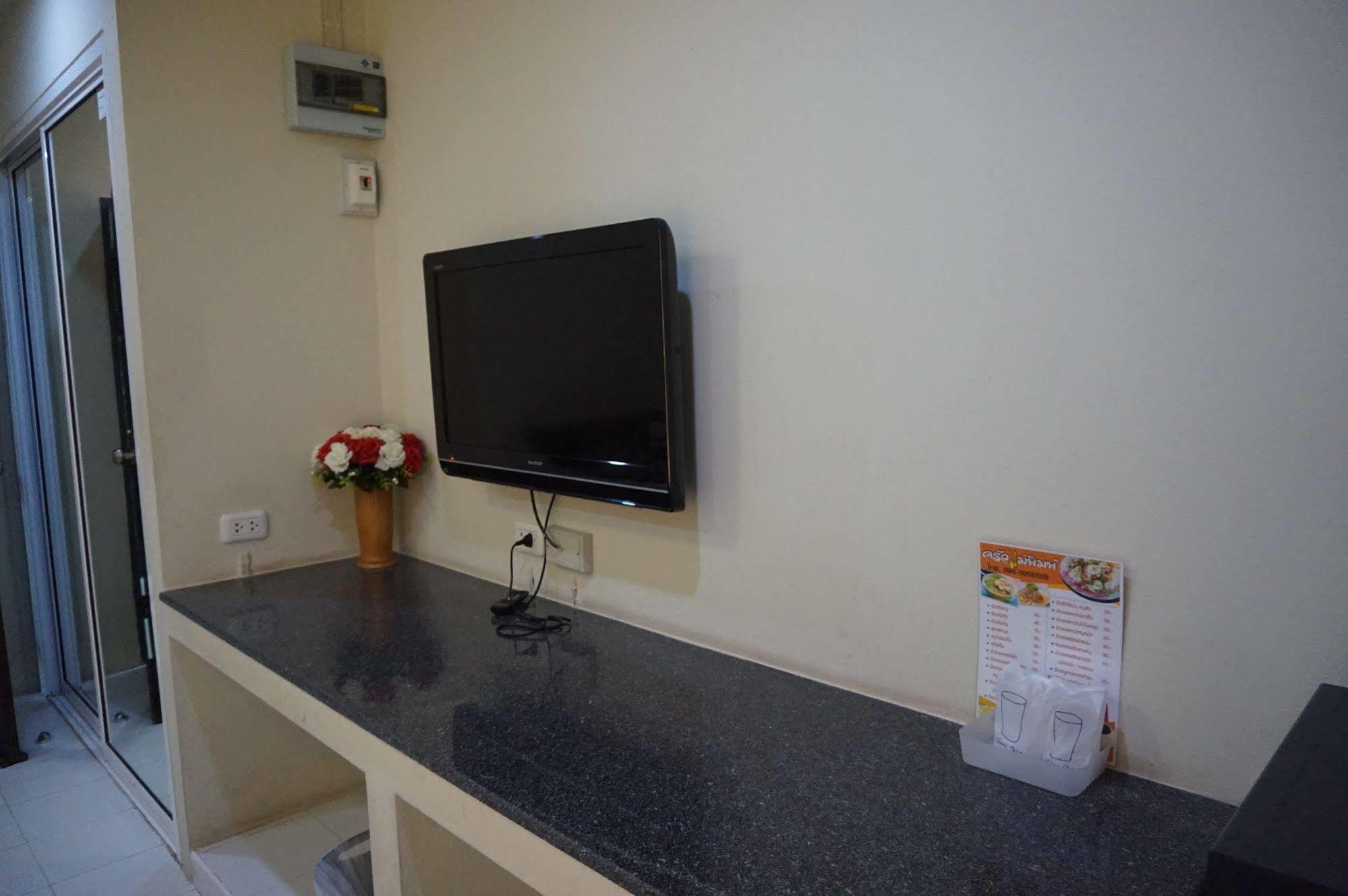 The One Phetchabun Aparthotel Bagian luar foto