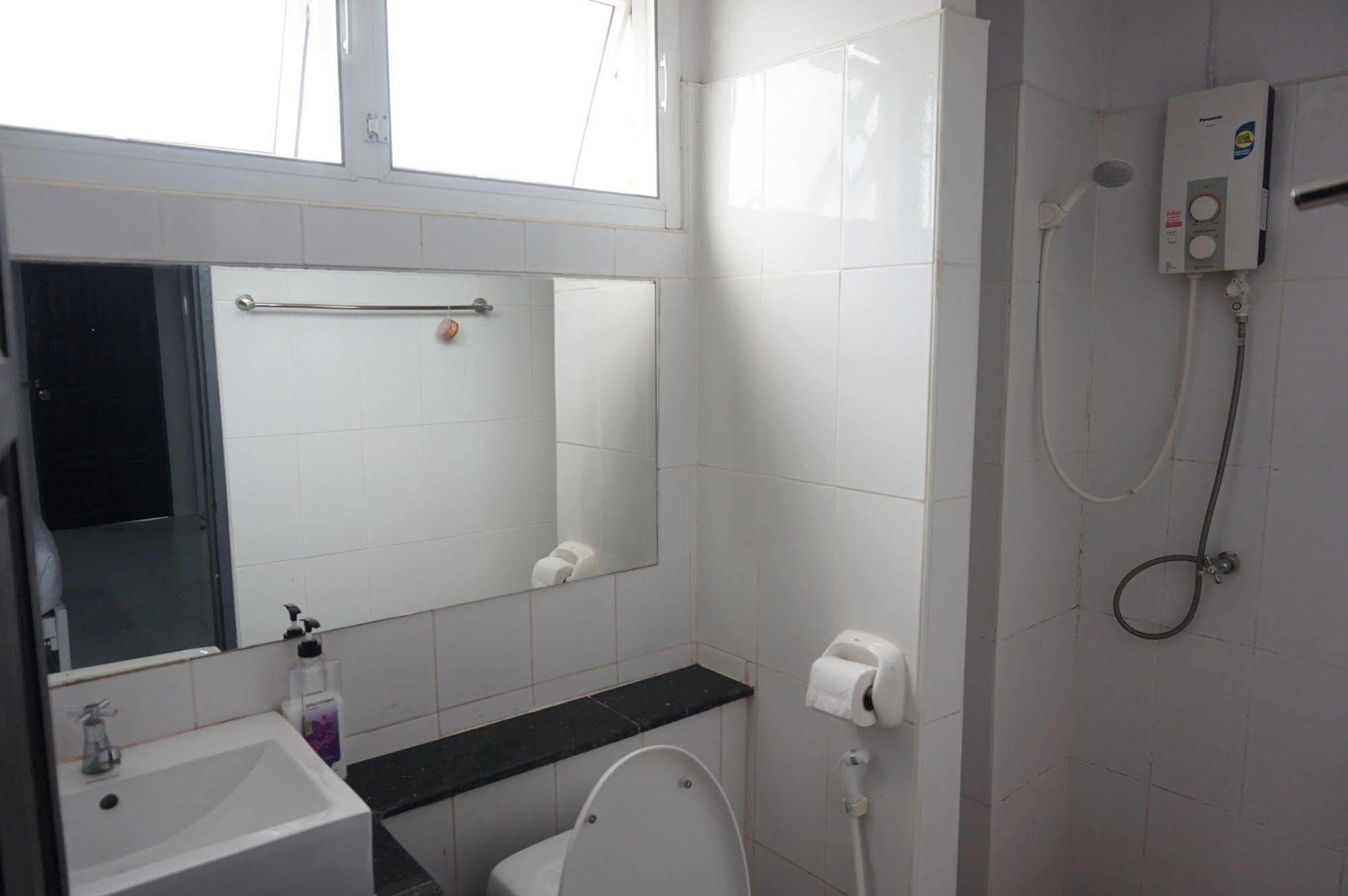 The One Phetchabun Aparthotel Bagian luar foto